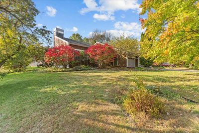 19 Starbird Road, House other with 3 bedrooms, 2 bathrooms and null parking in Jericho VT | Image 1