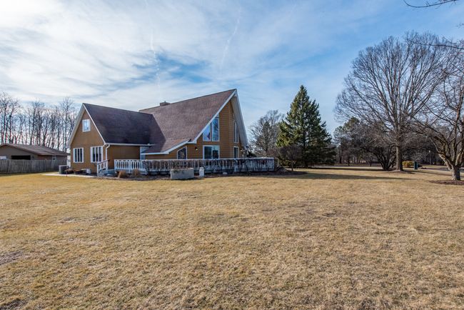 43388 N Oakcrest Ln, House other with 3 bedrooms, 2 bathrooms and 3 parking in Zion IL | Image 30