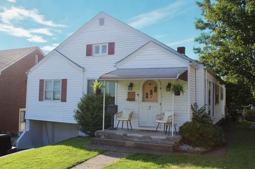 7 Rush Ave, Wheeling, WV, 26003-1411 | Card Image