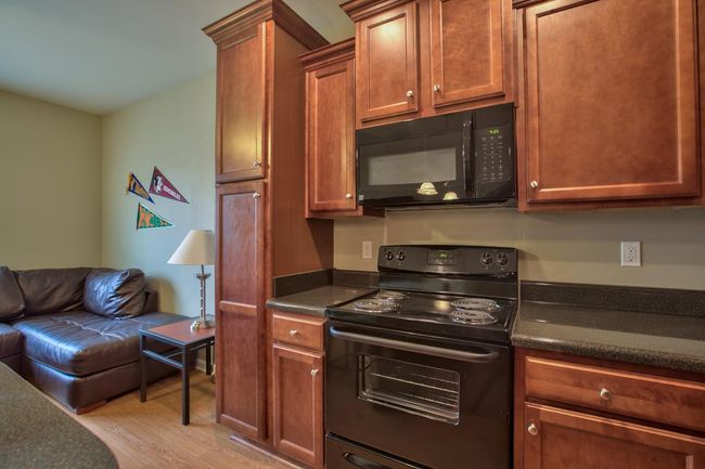 8 - 2002 Ann Arbor Ave, Condo with 3 bedrooms, 3 bathrooms and null parking in TALLAHASSEE FL | Image 6