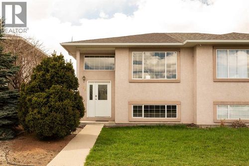 158 Jerry Potts Blvd W, Lethbridge, AB, T1K7G7 | Card Image
