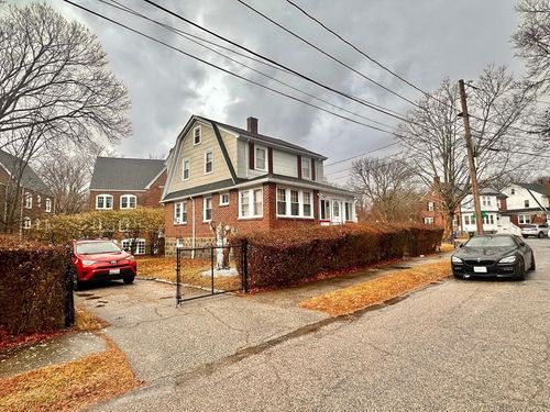 7 Parkway Cres, Milton, MA, 02186-2718 | Card Image