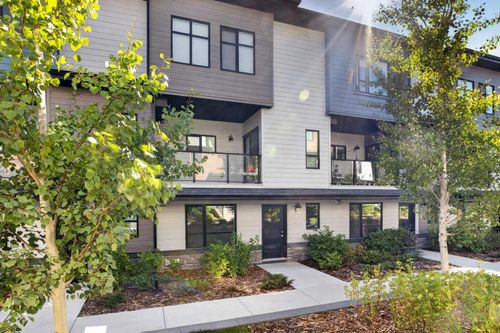 110-42 Cranbrook Gdns Se, Calgary, AB, T3M3N9 | Card Image