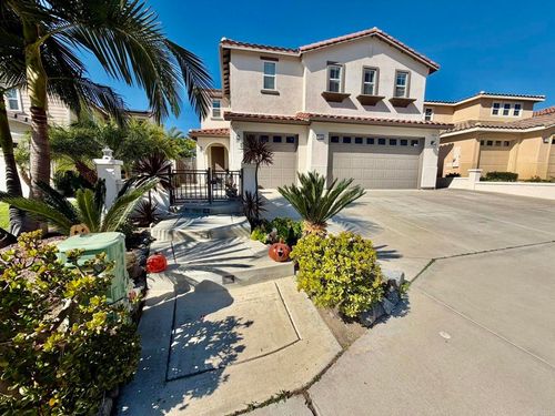 1131 Vista Pointe Blvd, Oceanside, CA, 92057-2731 | Card Image