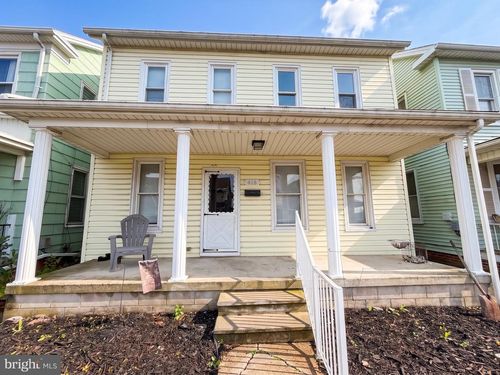 416 3rd St, Hanover, PA, 17331-4911 | Card Image