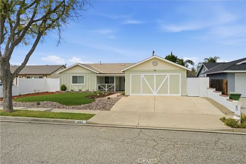 1385 Currant Avenue, Simi Valley, CA, 93065 | Card Image