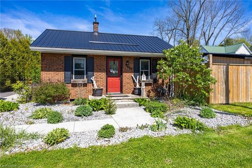2084 Main St, Walsingham, ON, N0E1X0 | Card Image