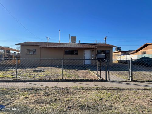 5016 Wilmoth Ct, El Paso, TX, 79904-2122 | Card Image