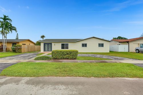 12763 Sw 45th Ter, Miami, FL, 33175-4664 | Card Image
