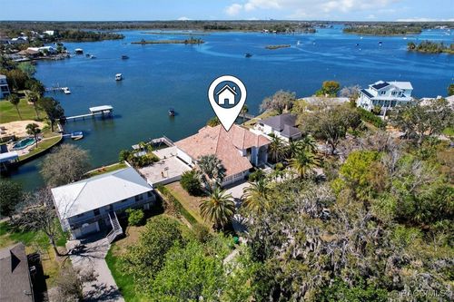1128 N Circle Dr, Crystal River, FL, 34429-8188 | Card Image