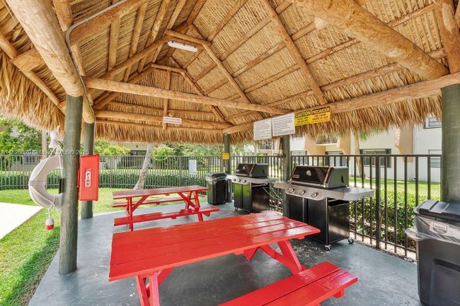 APT-215 - 8261 Sw 128 Th St, Condo with 2 bedrooms, 2 bathrooms and null parking in Pinecrest FL | Image 15