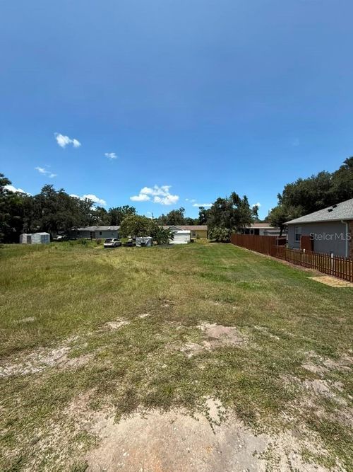 27283 Thrush Ave, Brooksville, FL, 34602-7360 | Card Image