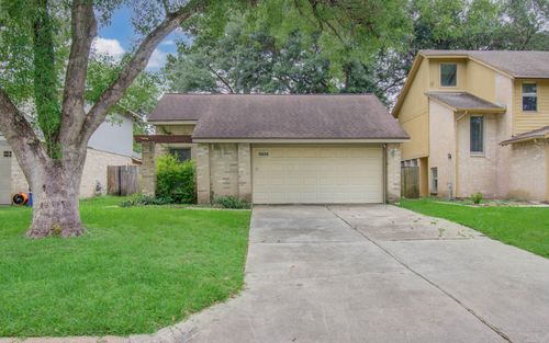 16606 Quiet Trail Dr, Humble, TX, 77396-4001 | Card Image