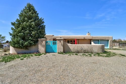 2 Latilla Ln, Arroyo Seco, NM, 87514-5018 | Card Image