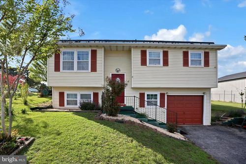 3269 Night In Gale Dr, Dover, PA, 17315-4709 | Card Image