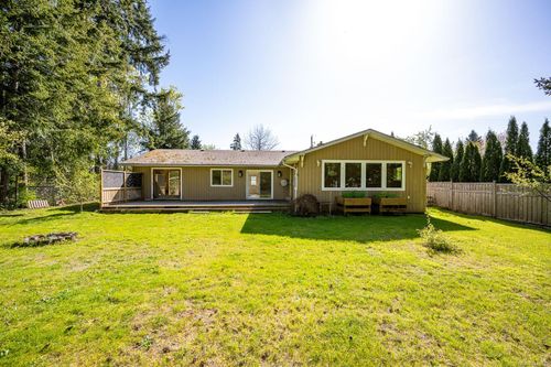 8987 Mclarey Ave, Black Creek, BC, V9J1A2 | Card Image