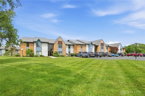 1949 Washington South Dr, Washingtn Twp, OH, 45458-5600 | Card Image