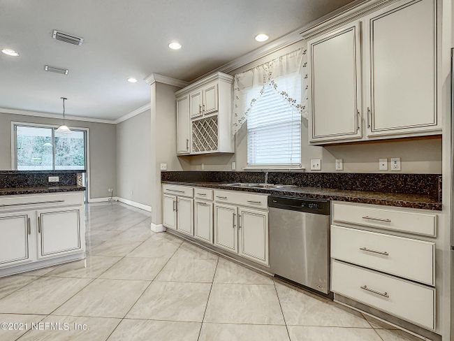 9610 Abby Glen Cir, Home with 4 bedrooms, 3 bathrooms and null parking in Jacksonville FL | Image 15
