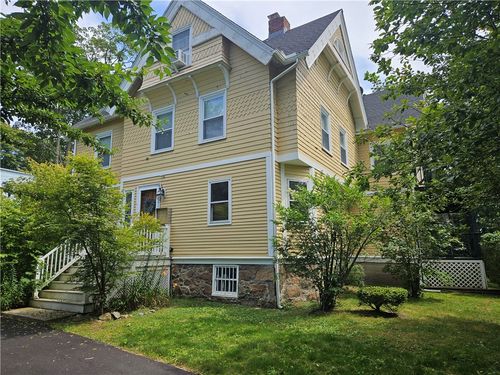 2-49 Merton Rd, Newport, RI, 02840-7508 | Card Image