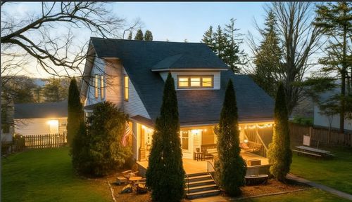 205 N Pine St, Waterman, IL, 60556-9842 | Card Image