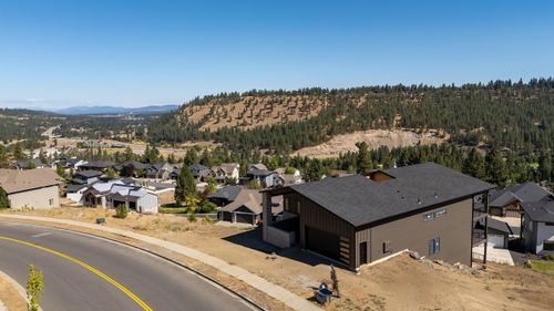 5227 S Lincoln Way, Spokane, WA, 99224-5176 | Card Image