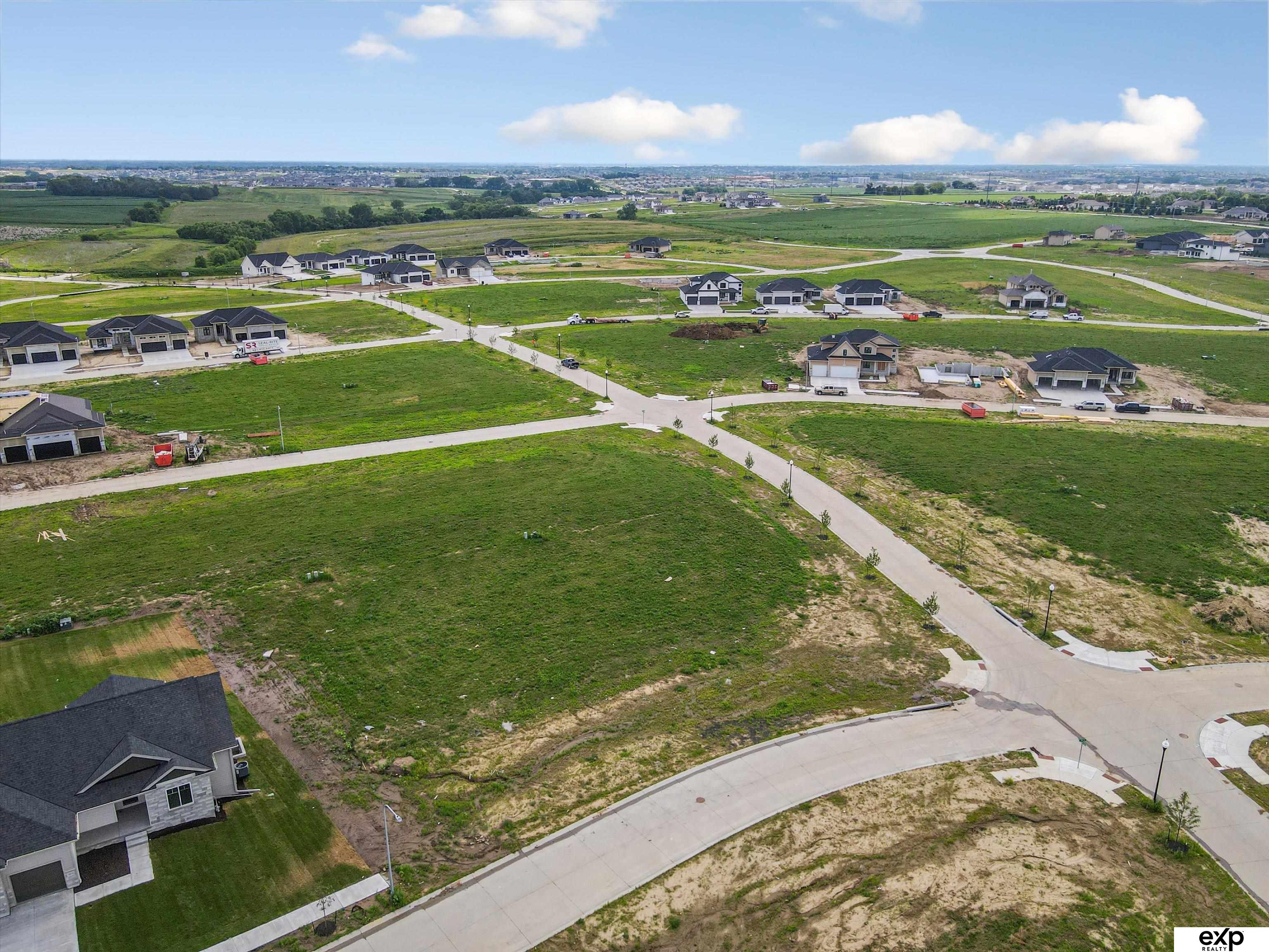 Land in Elkhorn 3