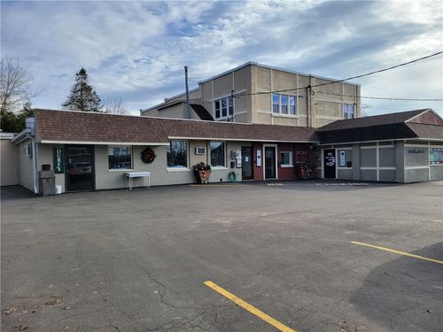 150 N Main St, Fairport, NY, 14450-1469 | Card Image