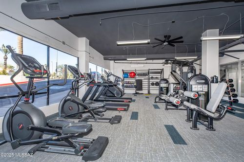 2l-425 W Paseo Redondo, Tucson, AZ, 85701 | Card Image