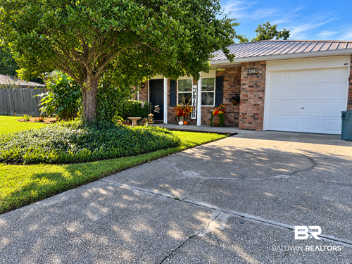 425 Cedar Ct, Foley, AL, 36535-1461 | Card Image