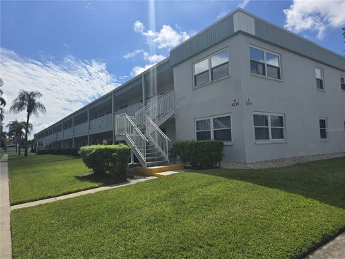 3-5217 81st St N, St Petersburg, FL, 33709-2287 | Card Image