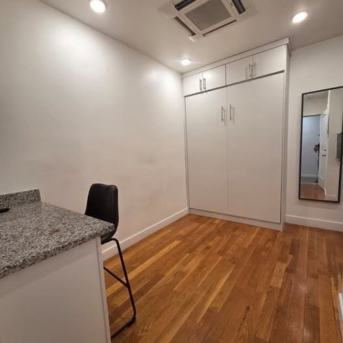 22-21 5th St, Chelsea, MA, 02150-2860 | Card Image