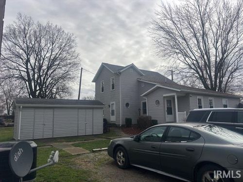 615 E Votaw St, Portland, IN, 47371-1609 | Card Image