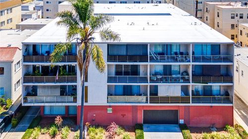 206 Euclid Ave, Long Beach, CA, 90803-6055 | Card Image