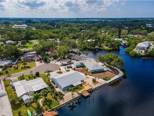805 Leisey Cir, RUSKIN, FL, 33570-4262 | Card Image