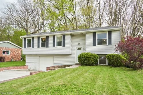 5165 Fawn Dr, New Franklin, OH, 44319-3903 | Card Image