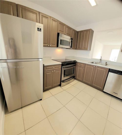 306-8620 N Sherman Cir, Miramar, FL, 33025-2038 | Card Image