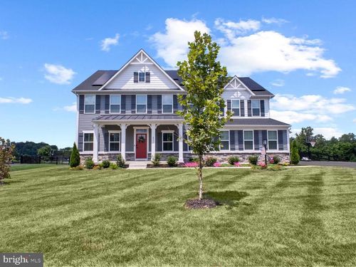 8031 International Dr, WARRENTON, VA, 20187-4749 | Card Image