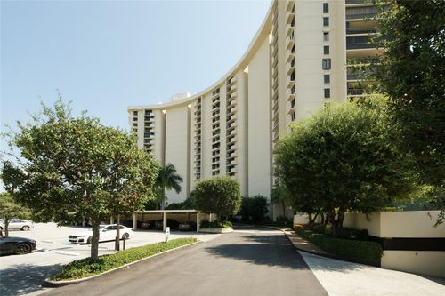 apt-1004-2480 Presidential Way, West Palm Beach, FL, 33401-1364 | Card Image