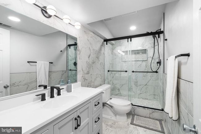 301-25 - 1023 Clinton St, Condo with 2 bedrooms, 2 bathrooms and null parking in PHILADELPHIA PA | Image 25