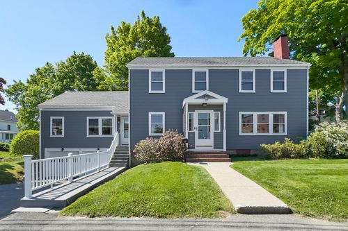 76 Limerock St, Rockland, ME, 04841-2911 | Card Image