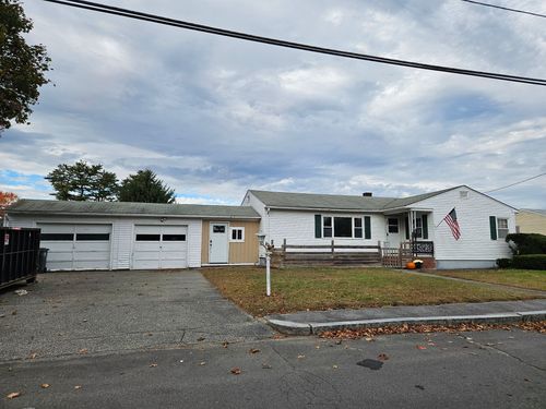 27 Campbell St, Methuen, MA, 01844-6509 | Card Image