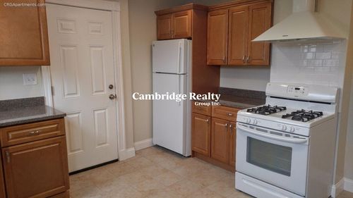 2l-69 Newton St, Somerville, MA, 02143 | Card Image
