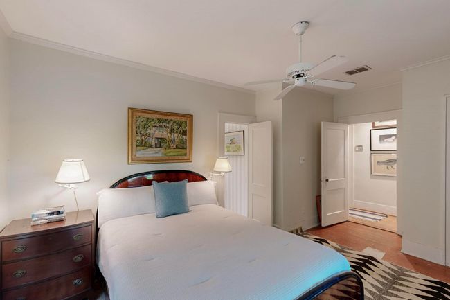 609 Valencia St, House other with 3 bedrooms, 2 bathrooms and null parking in Dallas TX | Image 18