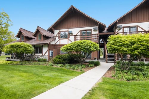 7765 Washtenaw Dr, Thompsonville, MI, 49683-8300 | Card Image