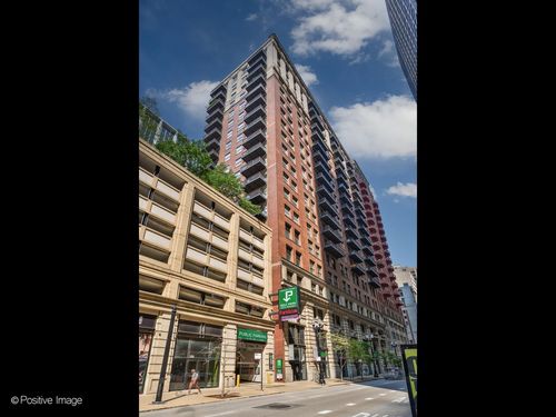1413-212 Washington St, Chicago, IL, 60606-3429 | Card Image