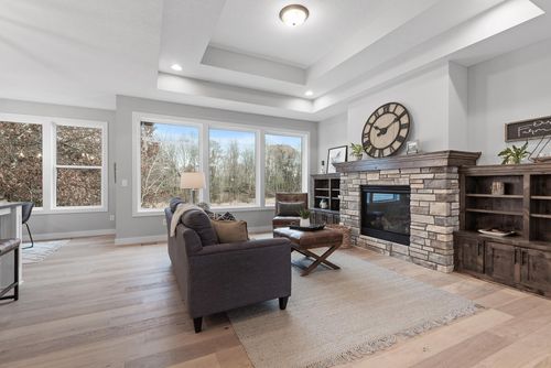 19366 Kiowa St Nw, Oak Grove, MN, 55303-4899 | Card Image