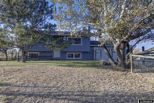 21 Weasel Road, Rolling Hills, WY, 82637 | Card Image