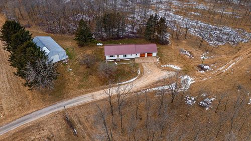 N305 Niesen Road, Greenfield, WI, 54623 | Card Image