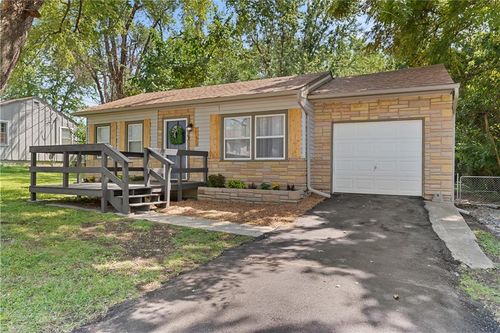 11509 E 75th St, Raytown, MO, 64138-2408 | Card Image