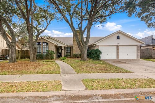 205 Lansdown Street, Victoria, TX, 77904 | Card Image